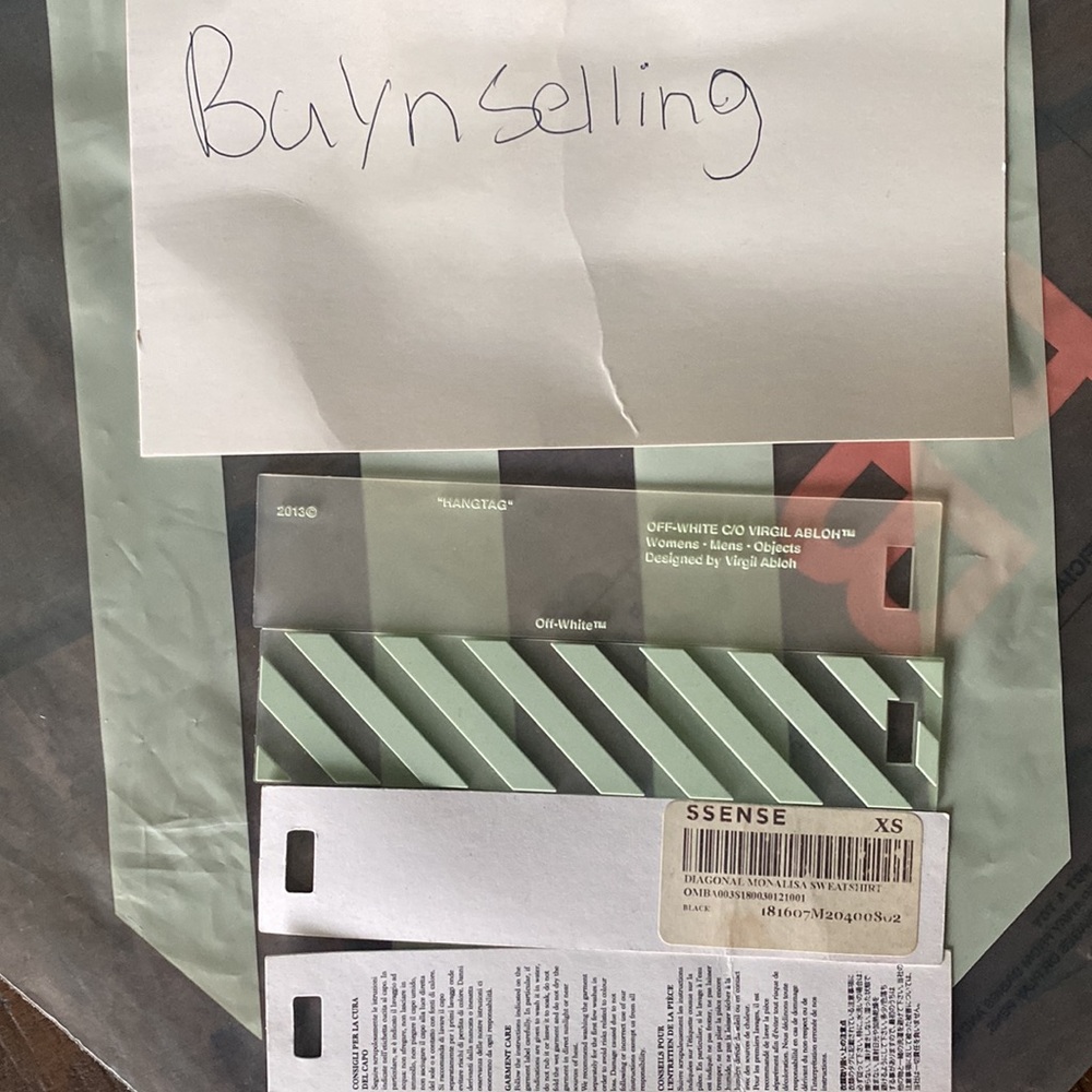 AUTHENTIC OFF-WHITE MONA LISA - Picture 5 of 8